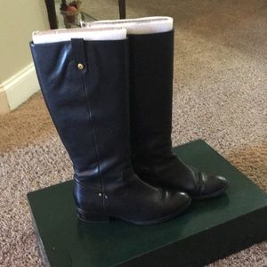Black boots
